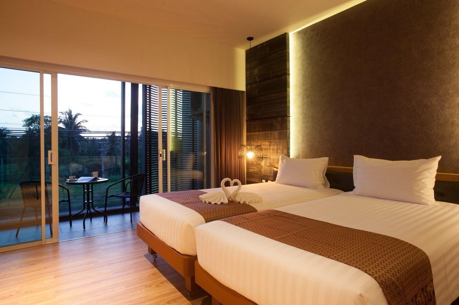 Hotel The Glory Gold Khao Lak Exterior foto